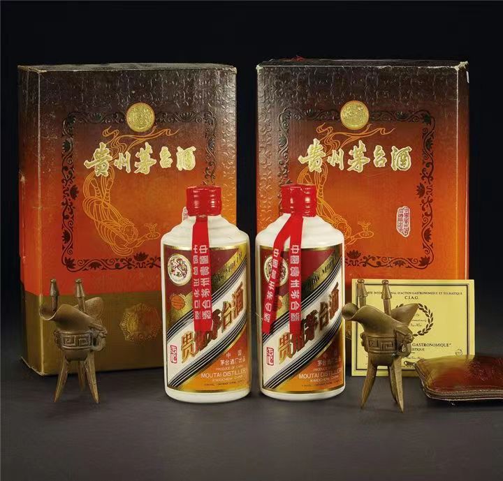 八步礼盒茅台酒回收